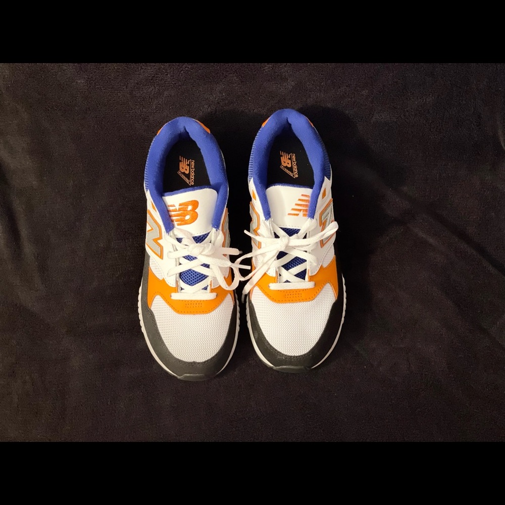 New Balance * barely wore